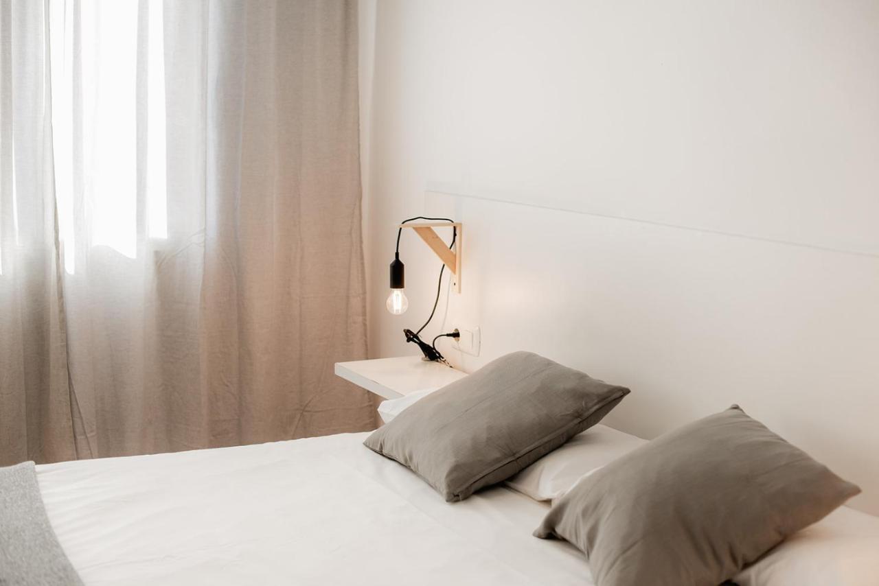 Apartamentos Fv Flats Valencia - Mestalla 7 Buitenkant foto