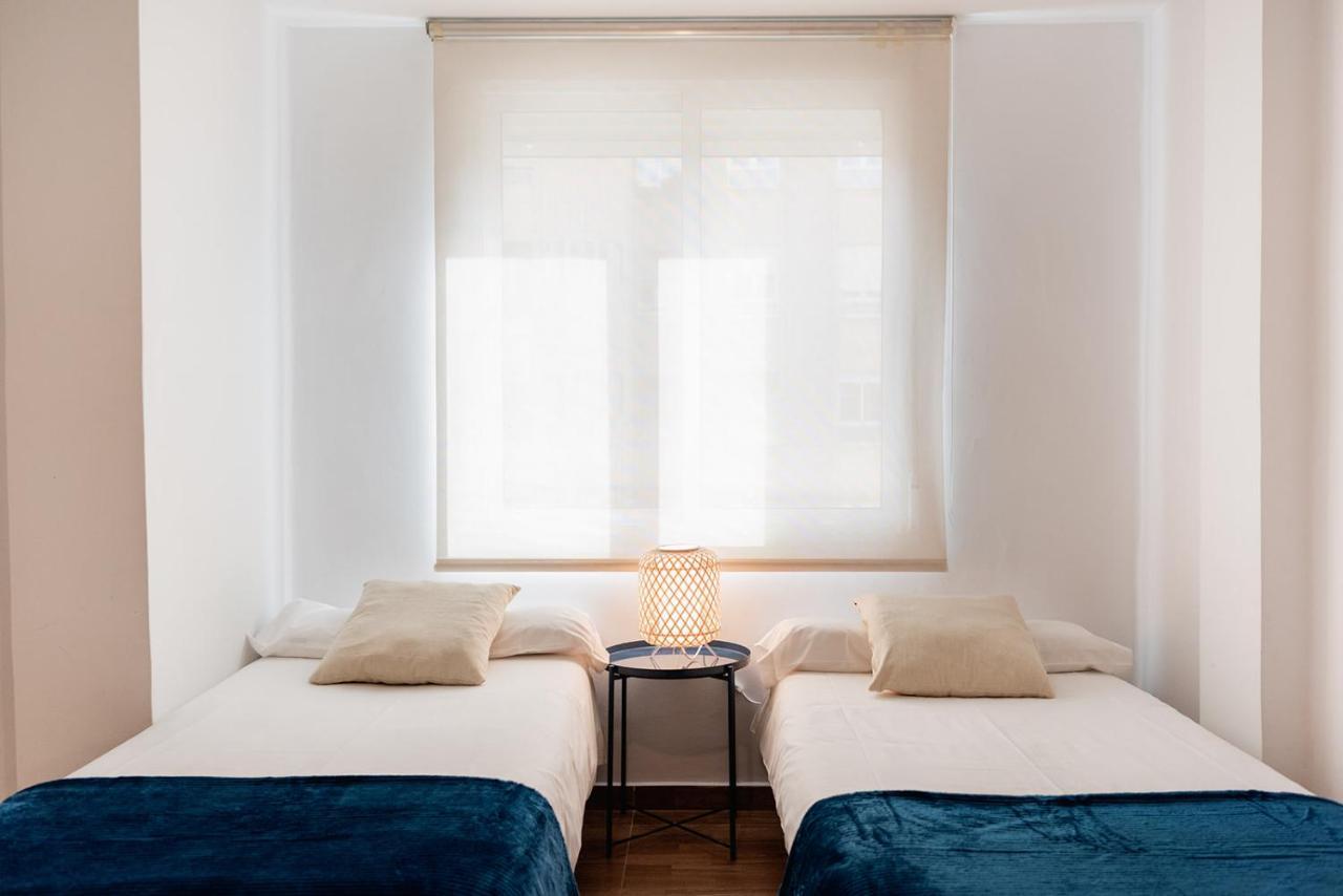 Apartamentos Fv Flats Valencia - Mestalla 7 Buitenkant foto