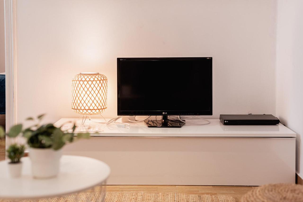 Apartamentos Fv Flats Valencia - Mestalla 7 Buitenkant foto
