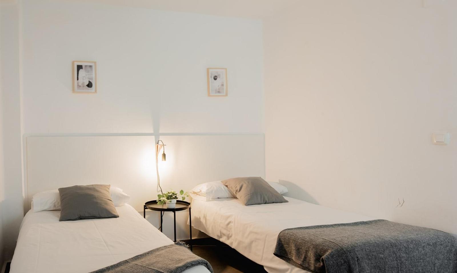 Apartamentos Fv Flats Valencia - Mestalla 7 Buitenkant foto